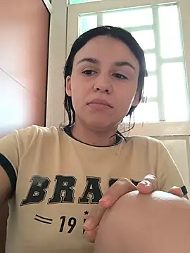 Snapshot of Daniela-rosee chatting on July 20, 6:10 pm Daniela-rosee online show from July 20, 6:10 pm