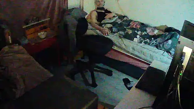 Snapshot of hobybobbi chatting on February 3, 3:15 am hobybobbi online show from February 3, 3:15 am