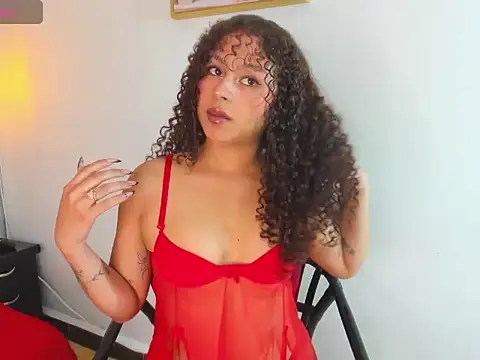 Sofiapassionne online show from February 13, 2:13 pm