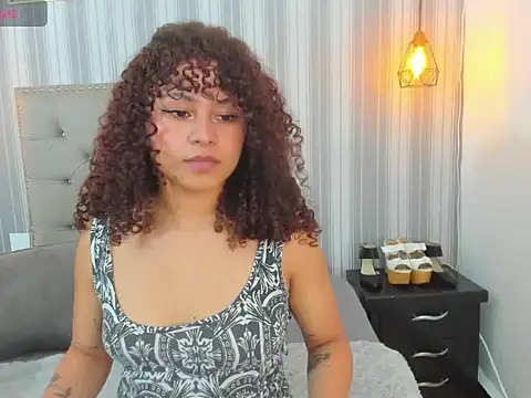 Sofiapassionne online show from February 17, 6:14 pm