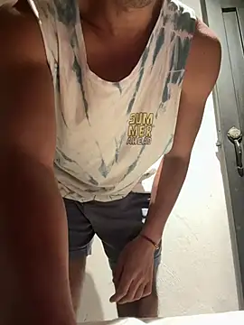 camiloyks online show from August 10, 4:05 am