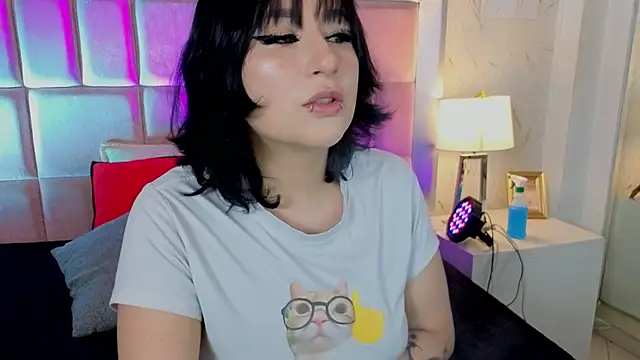 Snapshot of RobinBennett chatting on July 27, 12:45 pm RobinBennett online show from July 27, 12:45 pm