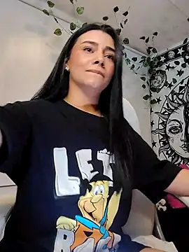 MarilynWhite  online show from November 24, 2:00 am