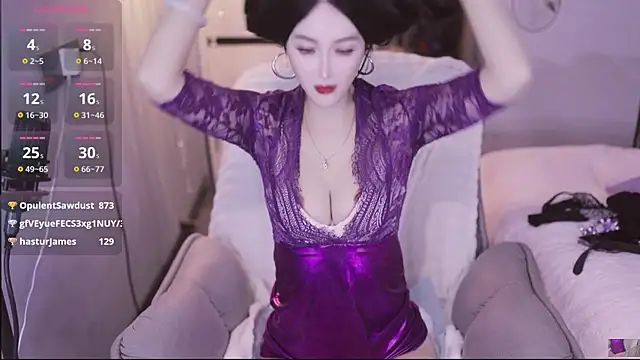 Oliviari- online show from February 22, 1:40 am