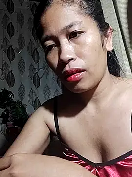 Snapshot of Sweet_Asian25 chatting on June 10, 8:30 pm Sweet Asian25 online show from June 10, 8:30 pm