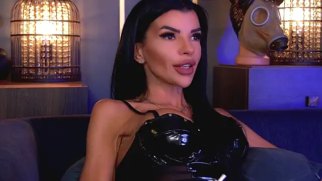 EleniaDevons online show from June 26, 10:30 am