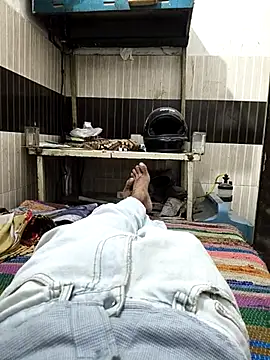 Snapshot of theindianjason chatting on October 13, 1:27 am theindianjason online show from October 13, 1:27 am