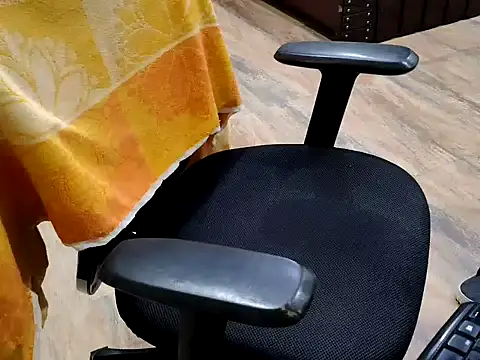 Snapshot of ZoroArcher chatting on September 26, 5:50 pm ZoroArcher online show from September 26, 5:50 pm