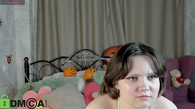 Mila  Cutee online show from October 30, 9:22 am