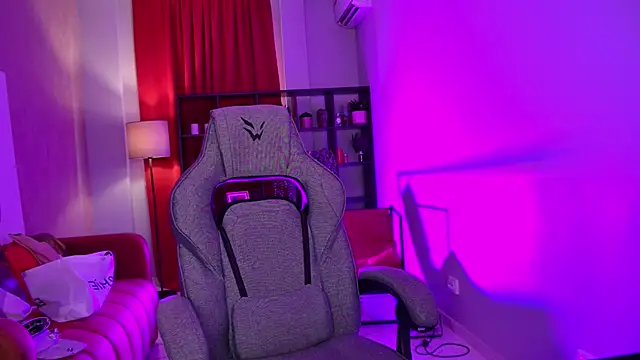 FlexyFox online show from June 10, 4:28 pm