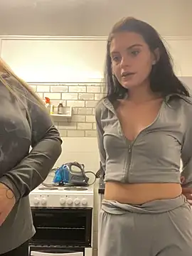 Camwithchlox online show from September 26, 7:29 pm