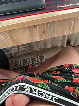 dicksmallll online show from September 30, 1:16 pm