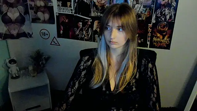 Snapshot of NeyliDream chatting on October 16, 12:17 pm NeyliDream online show from October 16, 12:17 pm