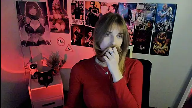 Snapshot of NeyliDream chatting on November 6, 1:23 pm NeyliDream online show from November 6, 1:23 pm