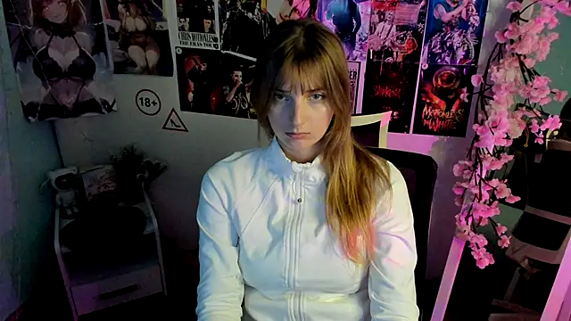 Snapshot of NeyliDream chatting on November 27, 1:24 pm NeyliDream online show from November 27, 1:24 pm