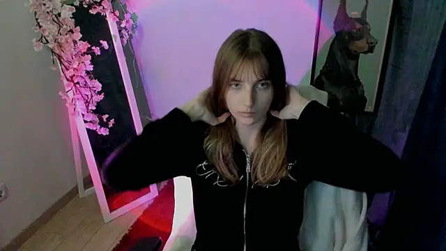 NeyliDream online show from December 19, 1:18 pm