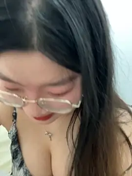 xxwang20 online show from November 13, 11:20 am