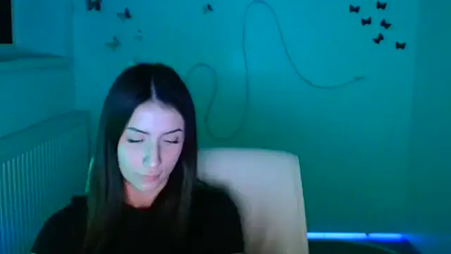 Snapshot of AlisaBubbles chatting on November 10, 12:48 pm AlisaBubbles online show from November 10, 12:48 pm