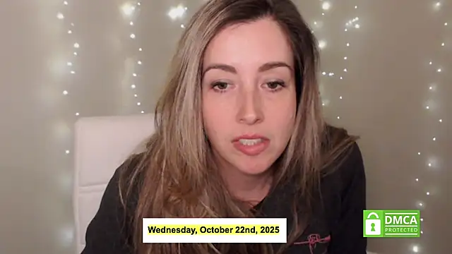 Snapshot of SuggestiveBehavior chatting on October 23, 12:10 am SuggestiveBehavior online show from October 23, 12:10 am