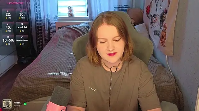 OliviaBlade online show from September 14, 5:06 am