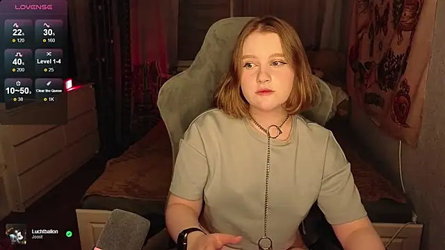 OliviaBlade online show from September 17, 5:03 pm