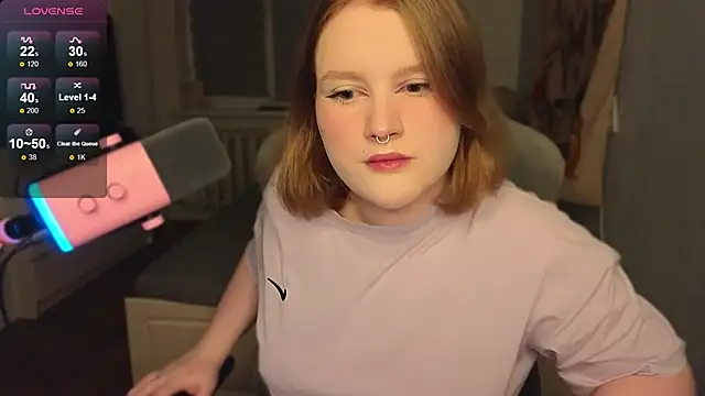 OliviaBlade online show from October 1, 2:01 pm