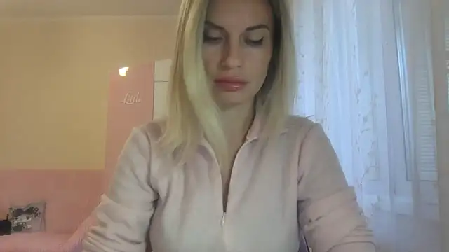 KarelliaStar online show from October 13, 7:19 am