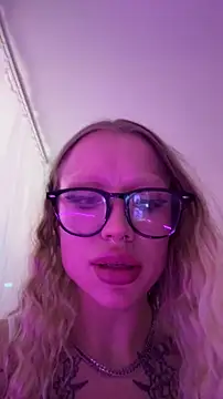 Sugar Pop online show from October 21, 5:46 pm