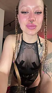 Sugar Pop online show from March 12, 2:34 pm