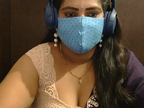 Snapshot of Nisha-telugu chatting on November 11, 4:29 pm Nisha-telugu online show from November 11, 4:29 pm