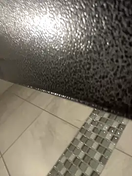 Snapshot of AllesandraLove chatting on November 22, 10:09 pm AllesandraLove online show from November 22, 10:09 pm