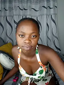 BlackberriesXxx online show from October 13, 7:25 pm