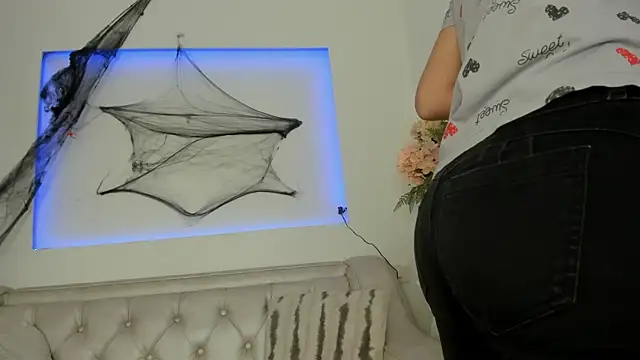 Ridwana  online show from October 23, 11:42 am