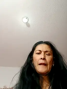 Snapshot of ZARAY_1118 chatting on November 15, 12:52 am ZARAY 1118 online show from November 15, 12:52 am