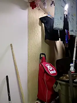 vanessa-titisM online show from February 27, 3:50 am