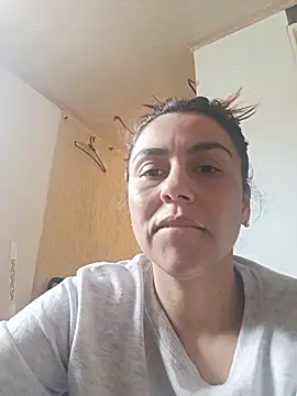 vanessa-titisM online show from May 31, 4:58 pm