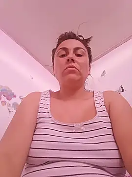vanessa-titisM online show from May 31, 8:21 pm