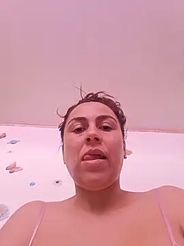 vanessa-titisM online show from June 4, 3:07 pm