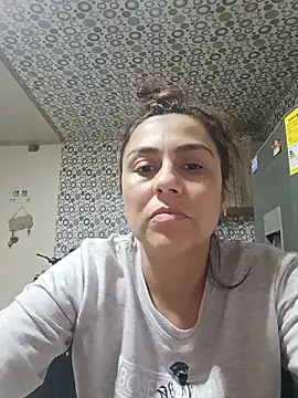vanessa-titisM online show from June 11, 2:11 am