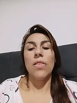 vanessa-titisM online show from July 23, 11:35 pm