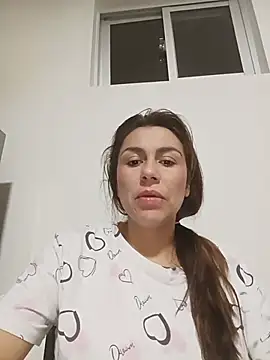 vanessa-titisM online show from July 25, 1:25 am