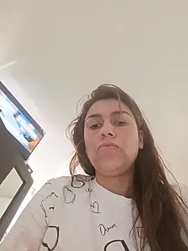 vanessa-titisM online show from July 25, 3:20 pm