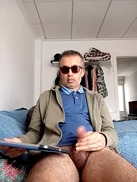 EmilioTaladdro online show from March 5, 9:16 am