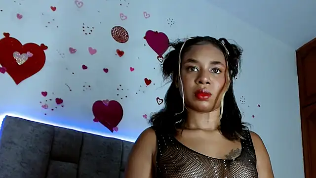 Snapshot of ebony_joness chatting on November 28, 11:18 pm ebony joness online show from November 28, 11:18 pm