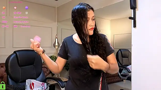 ArielBlossom    online show from September 18, 11:23 am