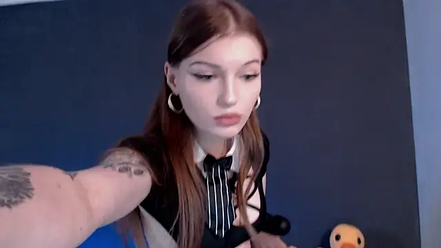 Nutsy Kitty online show from September 17, 9:38 pm