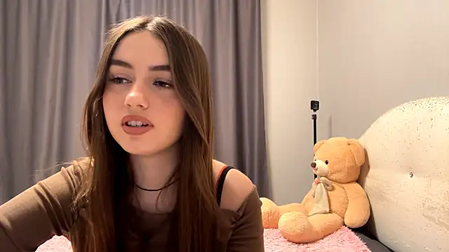 Snapshot of CatherinDream chatting on December 2, 12:10 pm CatherinDream online show from December 2, 12:10 pm