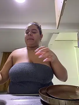 Anabelle 00  online show from May 17, 3:15 am