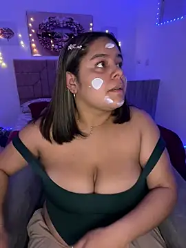 Anabelle 00  online show from July 12, 4:14 am