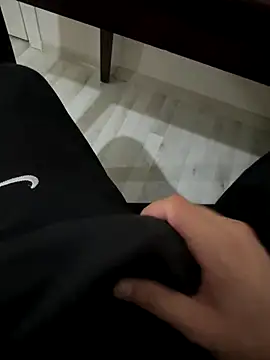 LAZ3R1 online show from November 23, 9:58 pm